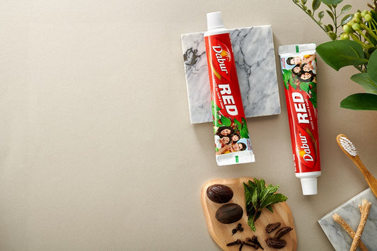 Natural Toothpastes to Try Now For Your Oral Care Regime